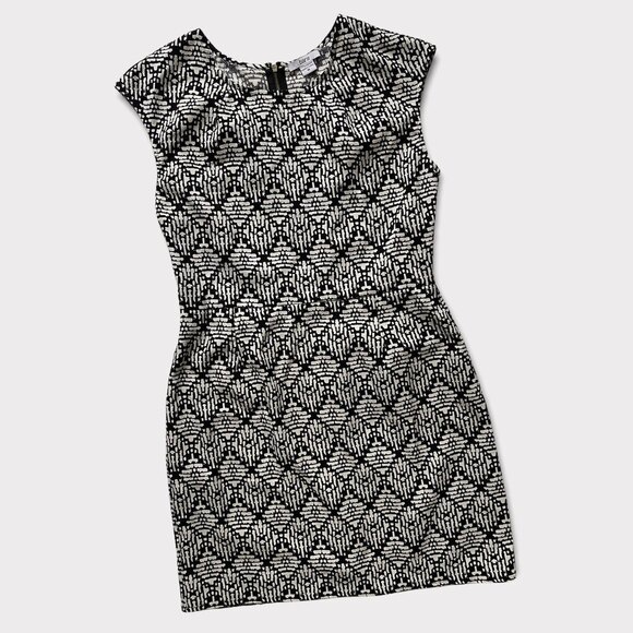 Bar III Dresses & Skirts - Women's Sleeveless Bar III Black & White Sheath Pencil Dress Size M